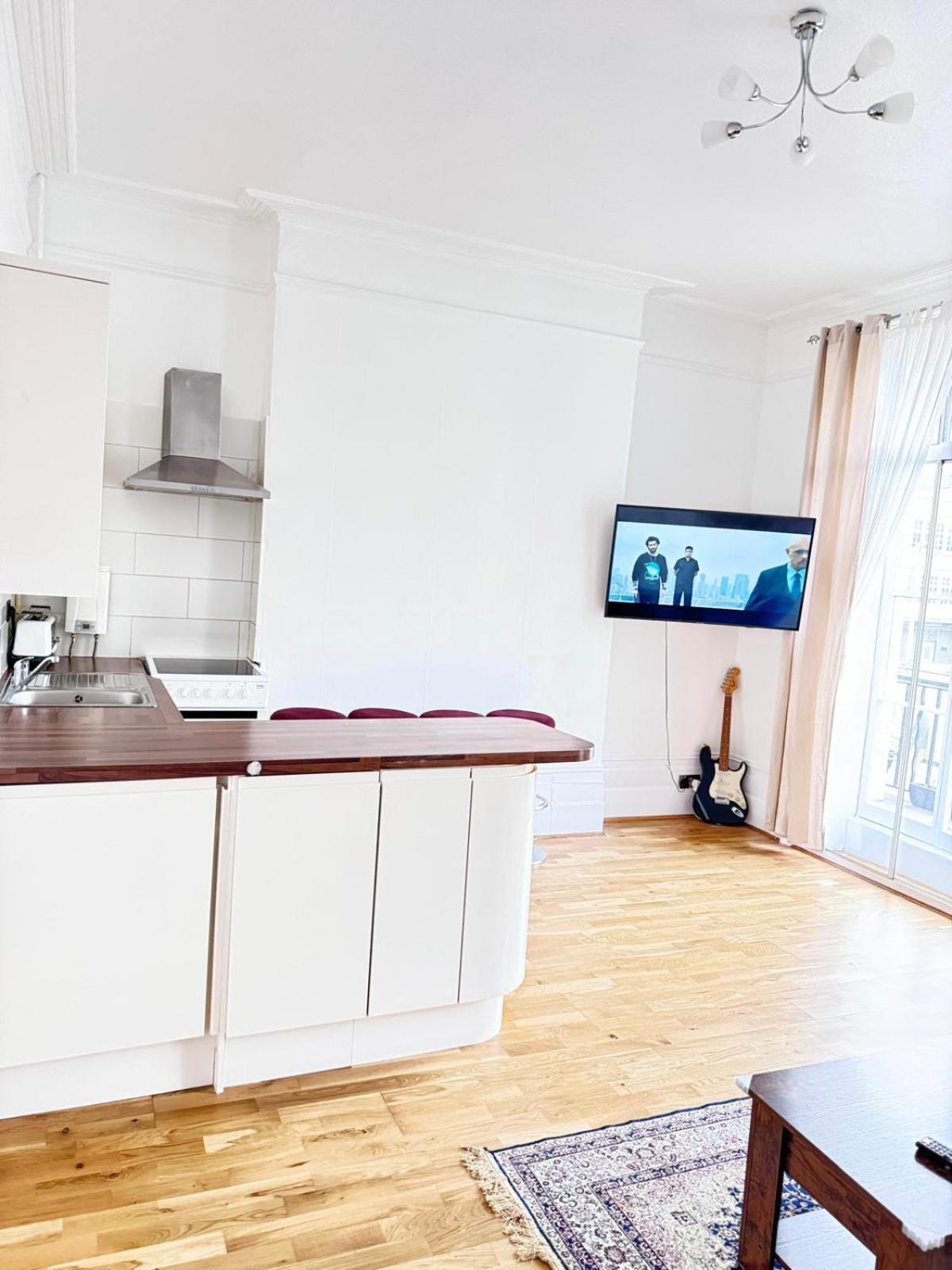 Eye Waterloo South Bank Apartment London
